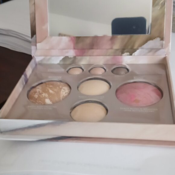 Laura Geller Best of Baked Full Face Palette - Picture 2 of 8